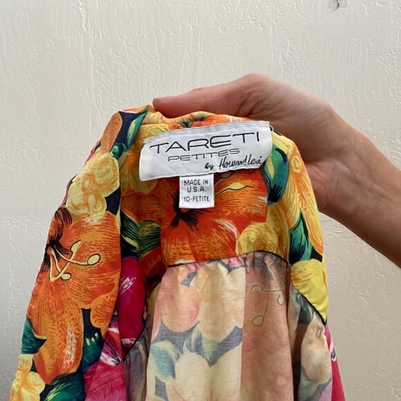 Vintage 1990's Colorful Hawaiian Flower Printed Front Button Up Romper - Picture 6 of 6